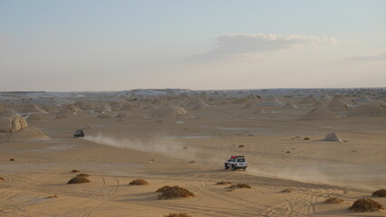 d&eacute;sert blanc, &Eacute;gypte, Sahara, formations rocheuses, calcaire, craie, paysage d&eacute;sertique, sable, dunes, &eacute;rosion, g&eacute;ologie, nature, parc national, formations naturelles, rochers, aventure, exploration, 
