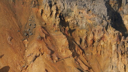 Landmannalaugar, Islande, Hautes Terres, montagnes rhyolitiques, sources chaudes géothermiques, randonnée, Laugavegur, Fjallabak, Laugahraun, Brennisteinsalda, Bláhnjúkur, Ljótipollur, paysages coloré