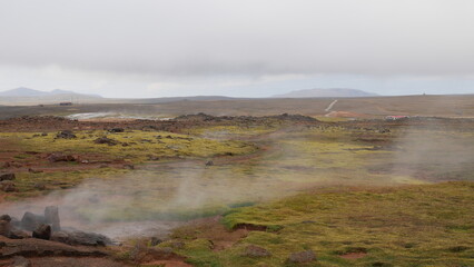 Hveravellir, Islande, piscine géothermique, Bláhver, source chaude, eau bleue, région géothermique, Highlands, paysage volcanique, vapeur, fumarole, soufre, nature, photographie, aventure, exploration