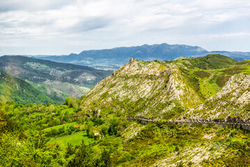 Obraz premium Asturias, a green paradise, on the way to Covadonga and its lakes