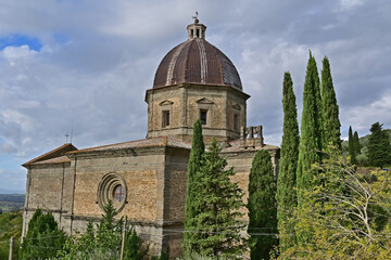 	
Cortona, la chiesa di Santa Maria al Calcinaio in val di Chiana - Arezzo	