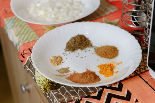 Various spices Char Masala on plate for Kabul pilaf