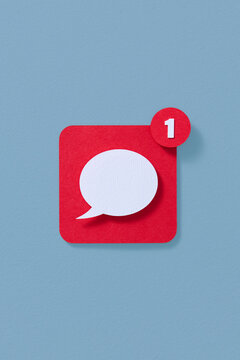 Notification speech bubble with 3 number on New message icon