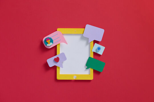 Smartphone with Image windows for Online Marketing