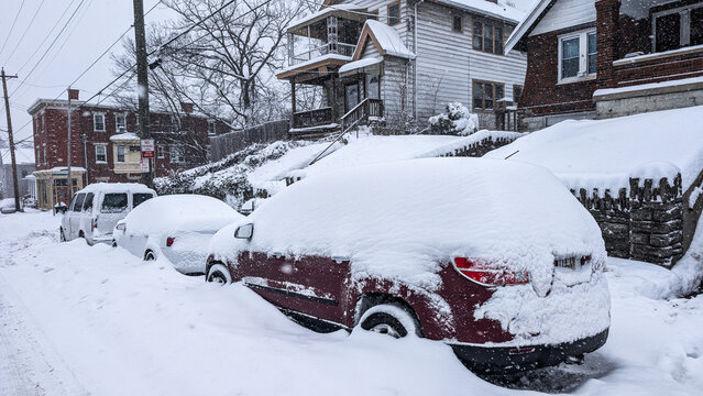 Winter snowstorm Price Hill, Cincinnati Ohio. 6th January 2025