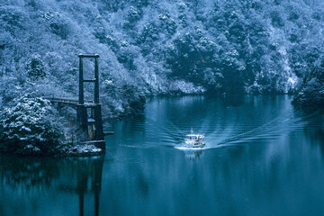 庄川峡遊覧船  富山県砺波市