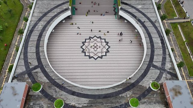 Reveal drone shot of An-Nuur Central java Grand Mosque, Islamic centre in Indonesia. Place of worship for Muslims