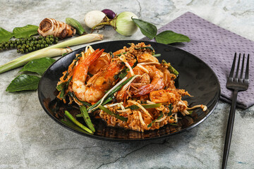 Pad Thai - noodle with prawn