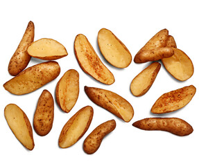 Obraz premium several golden-brown potato wedges scattered against a transparent background generative ai