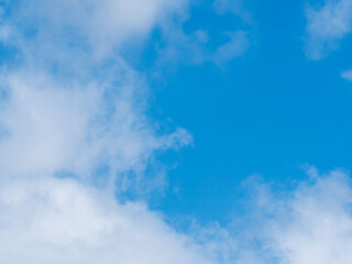 1月の青空と白い雲40