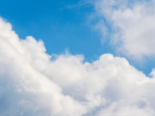 1月の青空と白い雲74