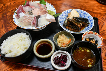 お刺身定食