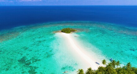 Fototapeta premium Serene Island Lagoon.