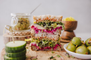 Veggie Sandwich with Pesto