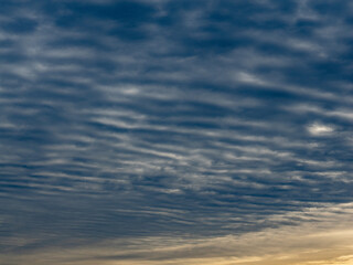 Obraz premium Wolkenhimmel im Winter