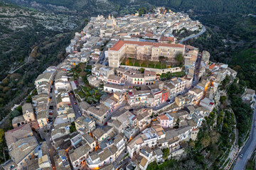 Ragusa Ibla al tramonto