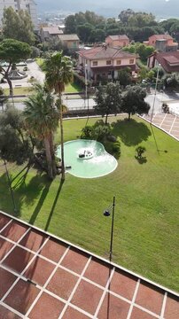 piazza anfiteatro della cittadina di carbonia in Sardegna