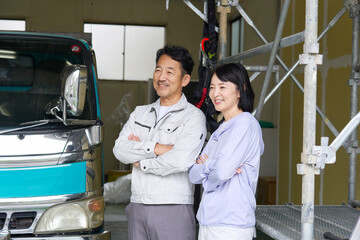 作業員の夫婦のポートレート