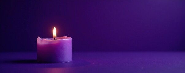 A single lavender candle on a midnight purple backdrop casting a soothing glow, glow, ambiance, dark