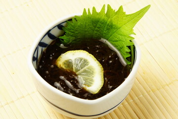 もずく酢の物
