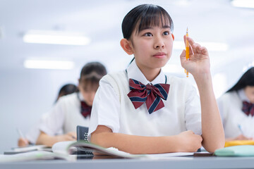 授業を受ける学生