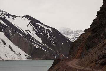 embalse el yeso, Laguna, Cordillera 
