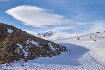Gran Sasso: giornata invernale a Campo Imperatore con nubi lenticolari - Abruzzo