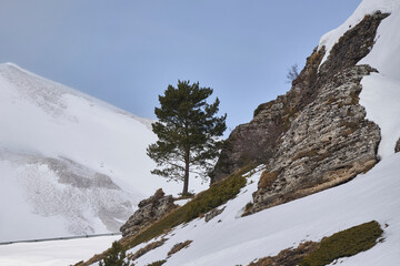 Gran Sasso: inverno neve e nubi lenticolari a Campo Imperatore - Abruzzo 