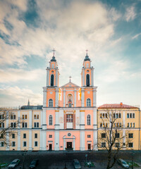 Naklejka premium Kaunas, Lithuania - 16th november, 2024: aerial view The Church of St. Francis Xavier. Town Hall Square in the Old Town of Kaunas. Built by Jesuits. Historical landmark in old capital kaunas