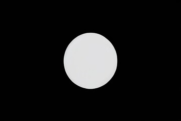 gray outline white fill gray circle outline with a white interio