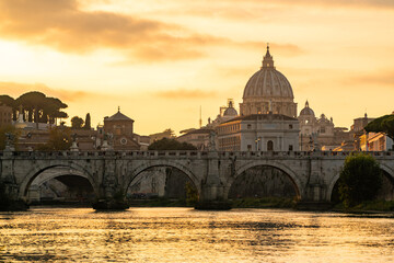 Fototapeta premium Stunning Sunset Over St. Peters Basilica in Rome, Italy