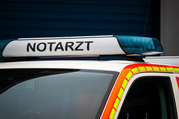 Notarzteinsatzfahrzeug (NEF) des Rettungsdienstes