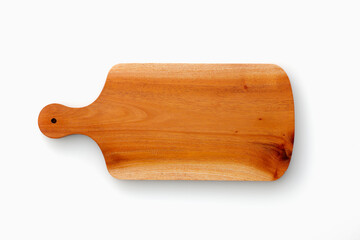 白背景に置いた木製のカッティングボード　Wooden cutting board seen from above