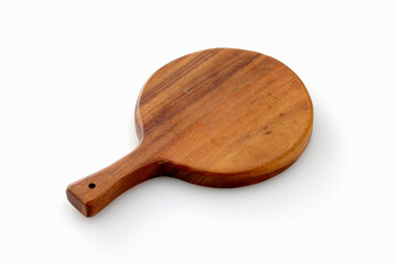 白背景に置いた木製のカッティングボード　Wooden cutting board on white background
