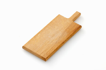 白背景に置いた木製のカッティングボード　Wooden cutting board on white background