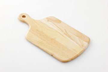 白背景に置いた木製のカッティングボード　Wooden cutting board on white background