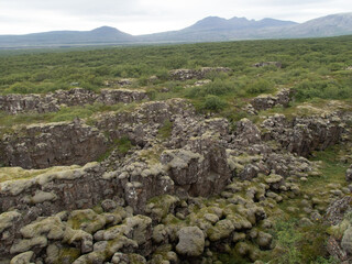 Where the tectonic plates separate in Iceland
