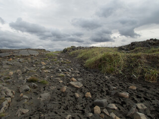 Where the tectonic plates separate in Iceland