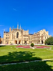 Fototapeta premium building, landscape, architecture, historical monument, castle, fortress, travel, hill, lake, landscape