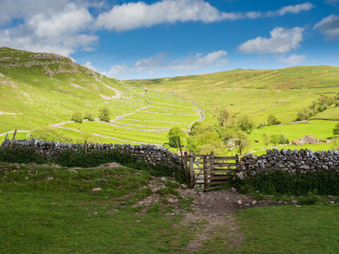 Yorkshire Dales scenes in Summer