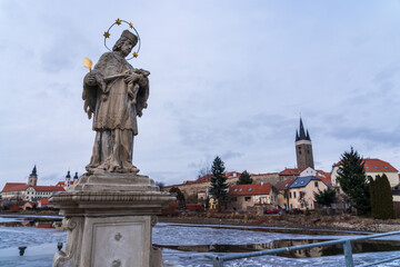 Fototapeta premium Telc, Czech Republic - January 4, 2025: Cityscape in the city center. Cityscapes of Telc, a historic city in the Czech Republic.