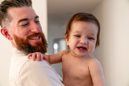 father baby crying