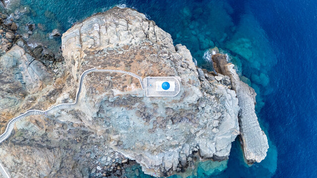 SIfnos Castle - Seven Martyrs church