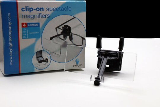 Clip on spectacle pour am&eacute;liorer la vue