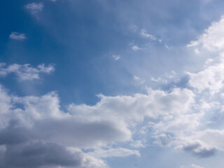 1月の青空と白い雲87