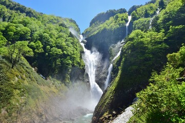 立山 称名滝　 初夏の風景
