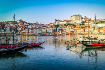 Fototapeta premium historic town of Porto, Portugal