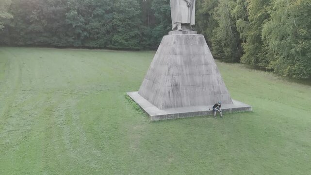Memorial to Czech national hero Jan Zizka, The statue of John Zizka of Trocnov and the Chalice