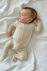 Aesthetics of tender motherhood, modern childhood