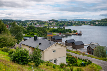 Sula es un municipio de la provincia de Møre og Romsdal en la región de Vestlandet, Noruega.